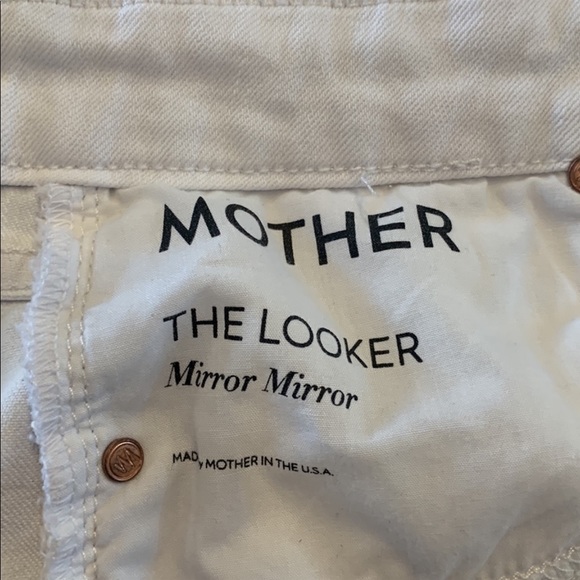 🔅 MOTHER: The Looker - Picture 3 of 3